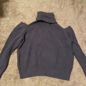 Zara long sleeve turtleneck sweater with cut out shoulders. Size small